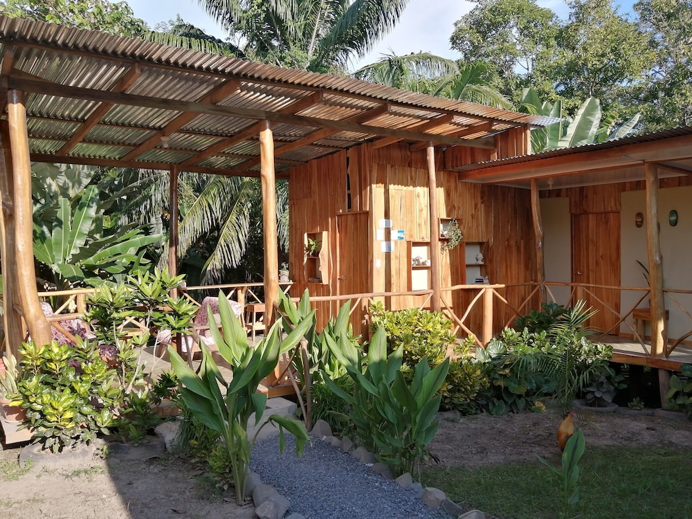 El Gecko Hotel & Tours — hotel in Paquera