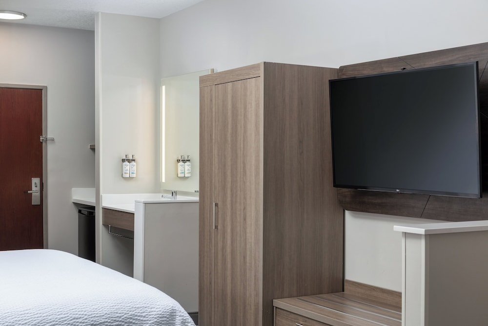 Holiday Inn Express Hotel & Suites Portland Jantzen Beach by IHG - photo 38
