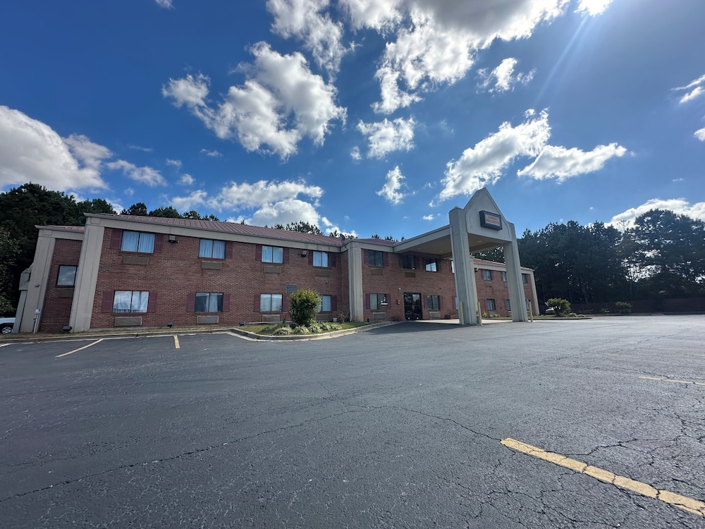 Budget Inn By OYO Barnesville Hwy 41 - photo 31