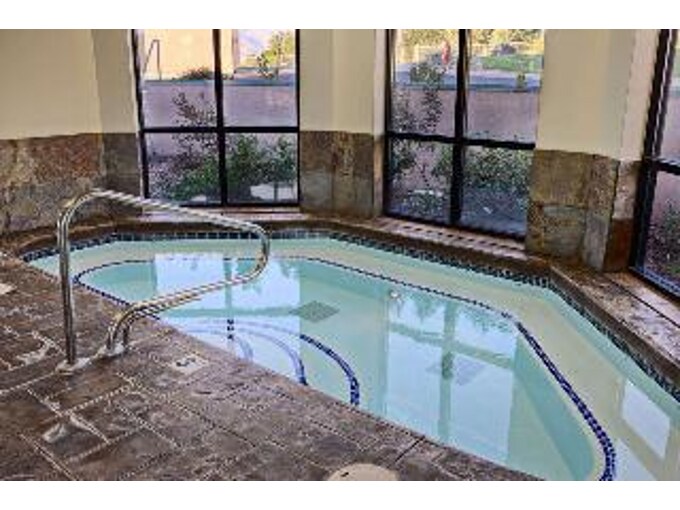 Hampton Inn Tooele - photo 3