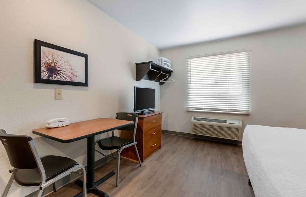 Extended Stay America Select Suites El Paso East - photo 8