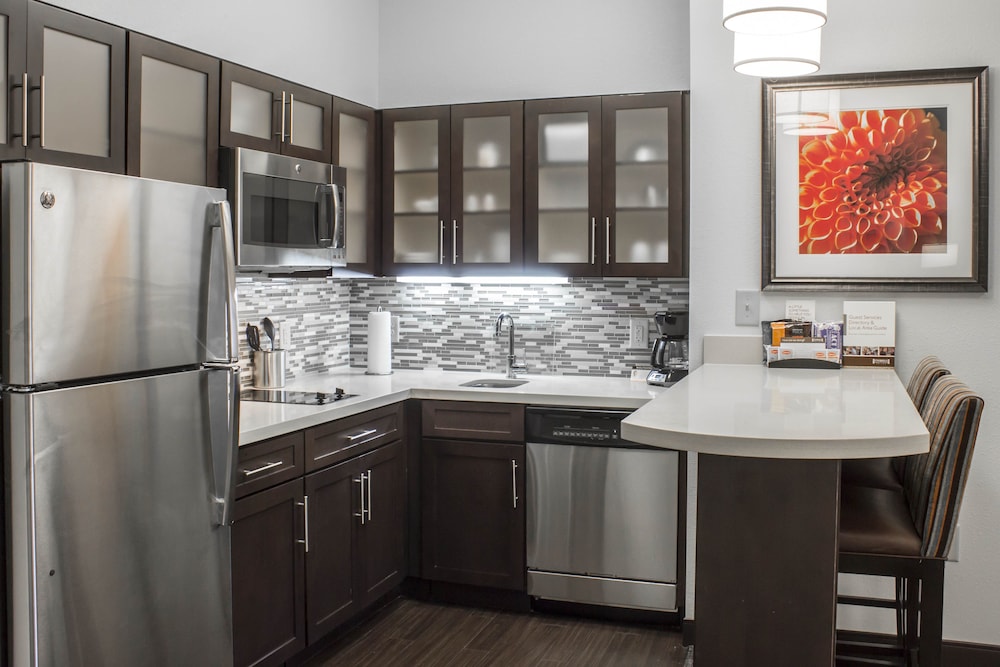 Staybridge Suites Jacksonville Camp Lejeune Area an IHG Hotel - photo 13