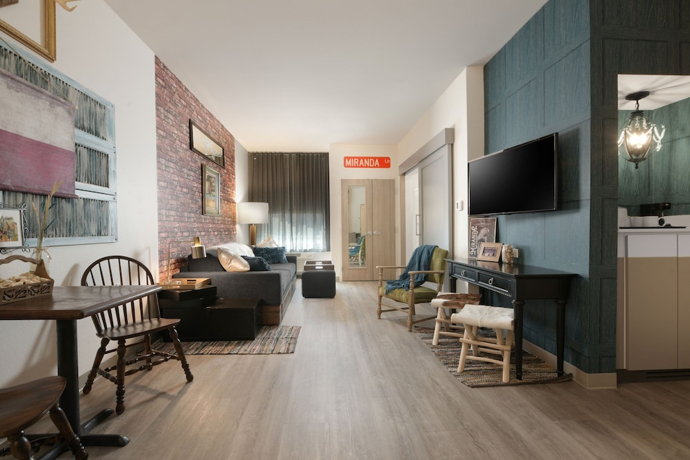 SpringHill Suites by Marriott Lindale Tyler - photo 10