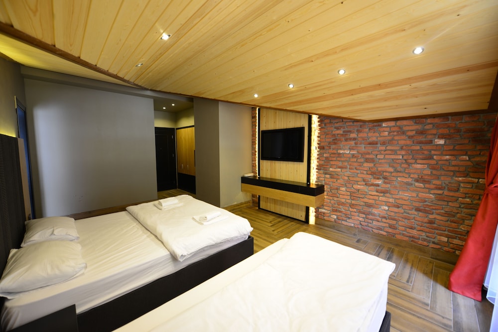 Inanlar Hotel — Caykara — photo 5