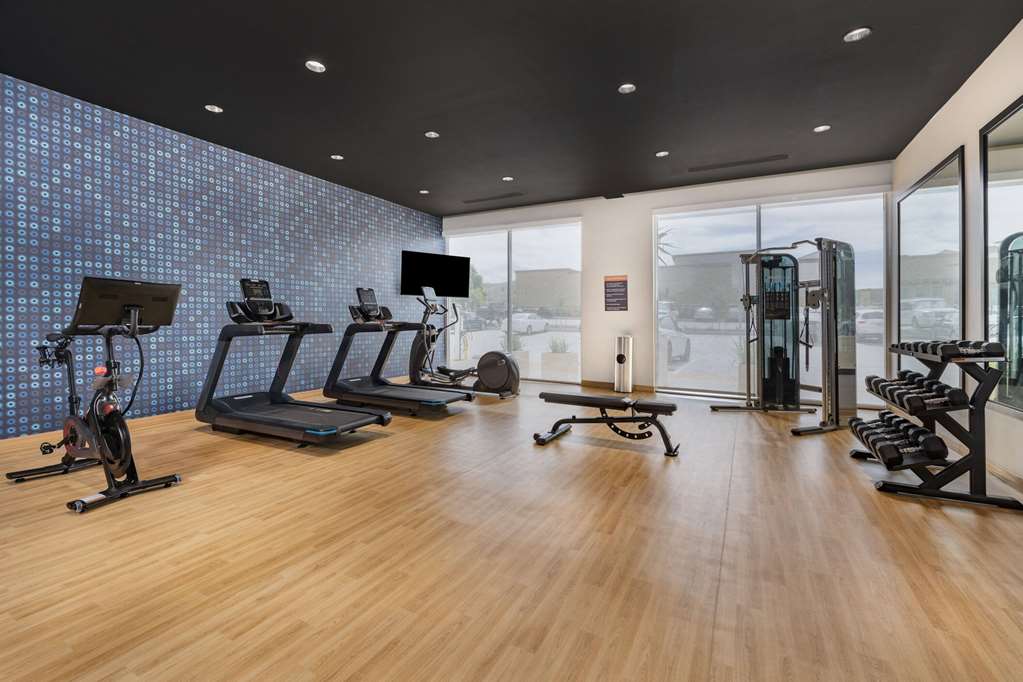 La Quinta Inn & Suites by Wyndham Yucaipa - photo 6