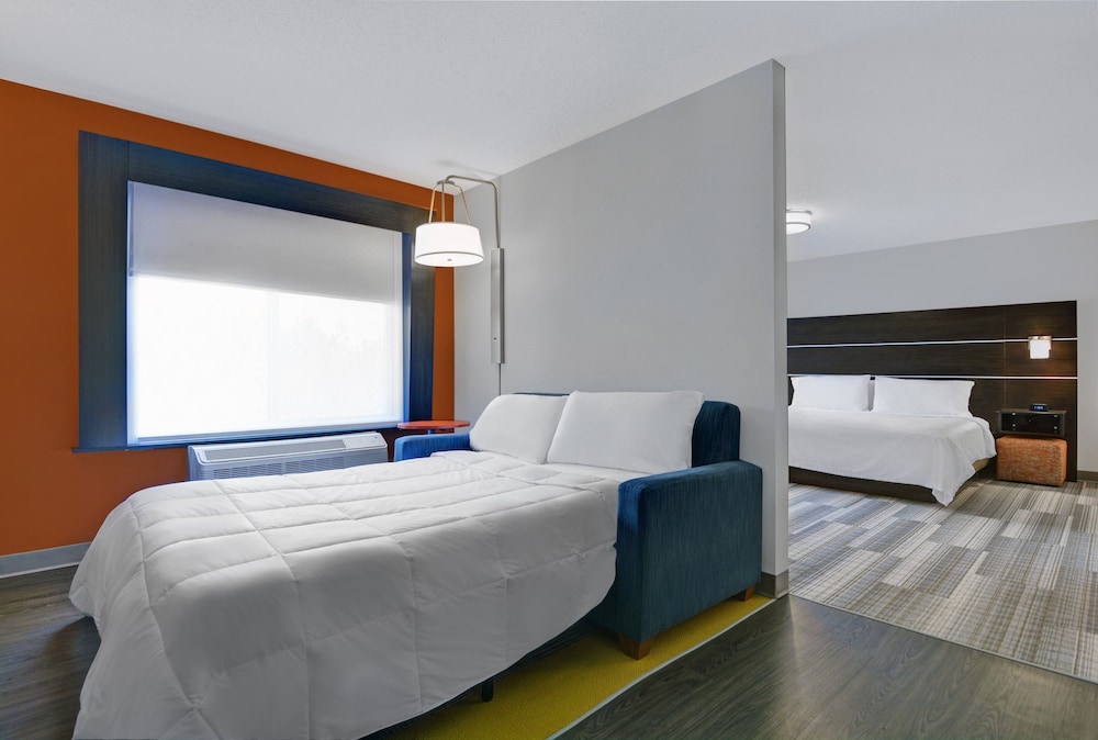 Holiday Inn Express Atmore by IHG - photo 11