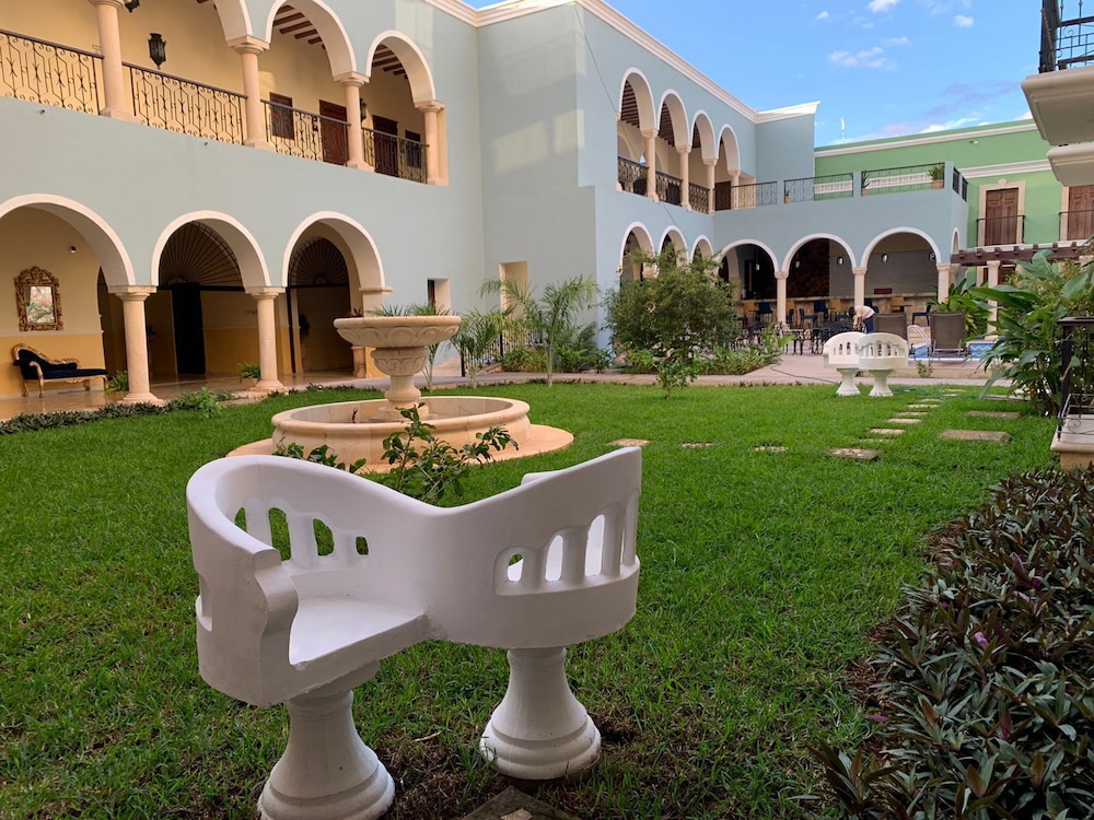 Real Hispano in Valladolid, Mexico