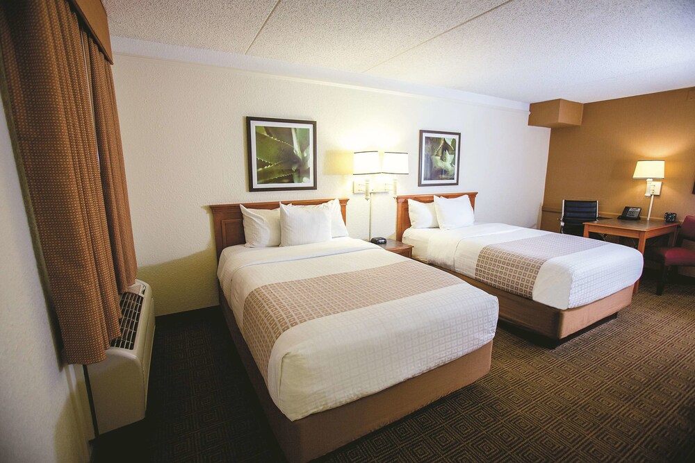 Travelodge by Wyndham Mobile - photo 9