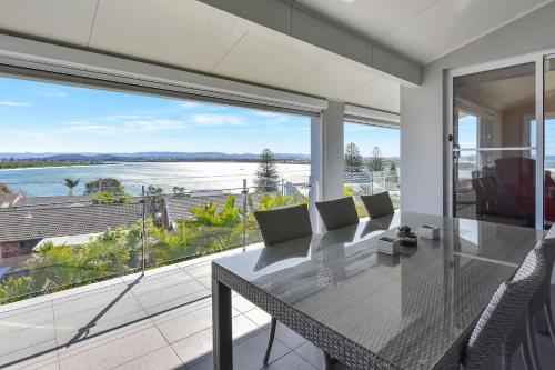 The Sea Serenade - carbon neutral hotel in Blacksmiths