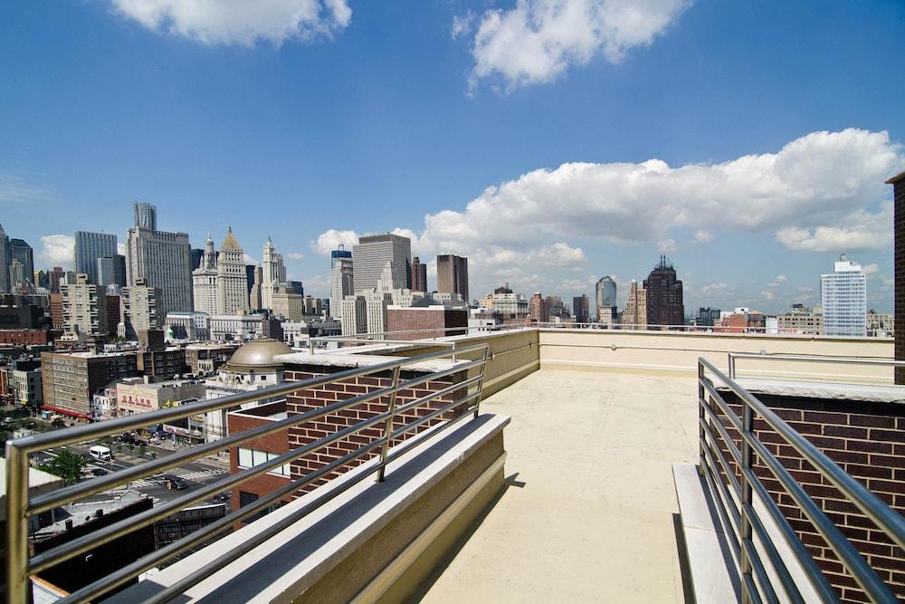 Comfort Inn Manhattan Bridge - photo 17