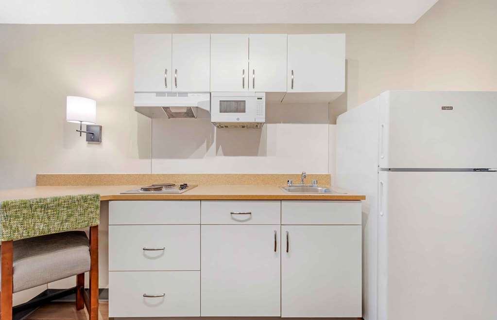 Extended Stay America Suites Washington DC Tysons Corner - photo 10
