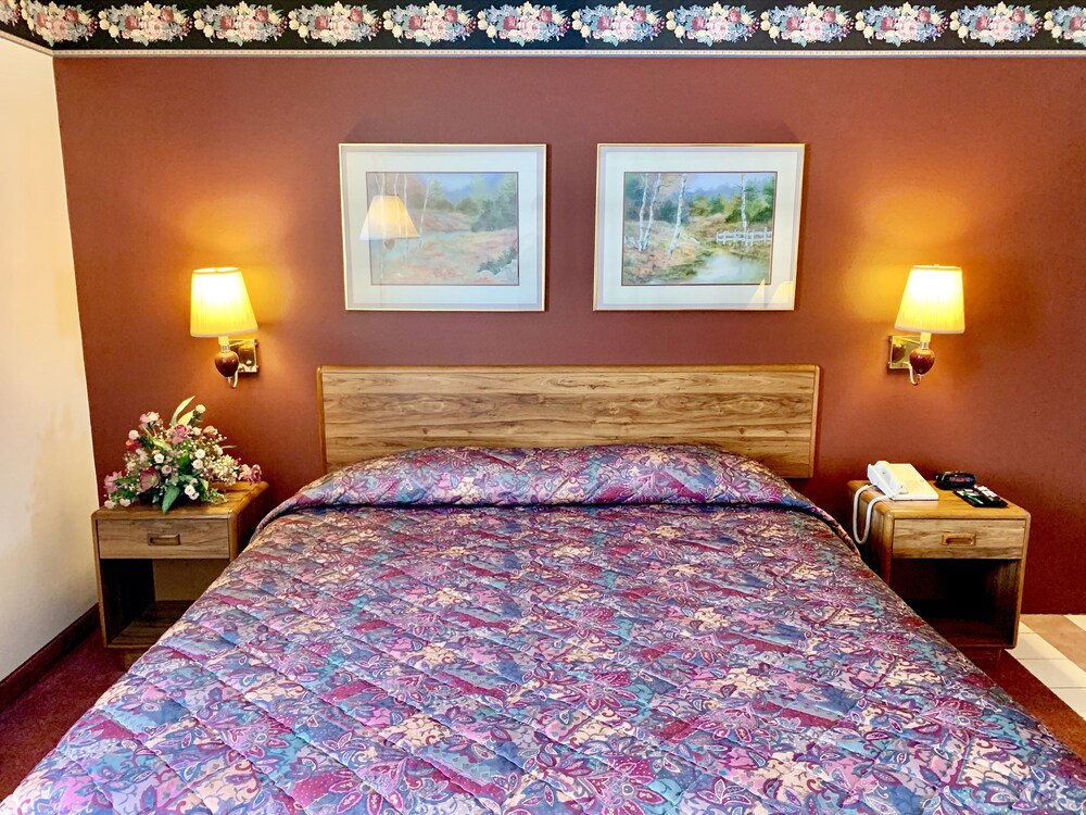 Countryside Motel - photo 9