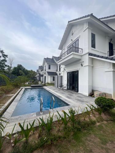 Vườn Vua Resort & Sun Villas Khu Thanh Liên — hotel in Que Son