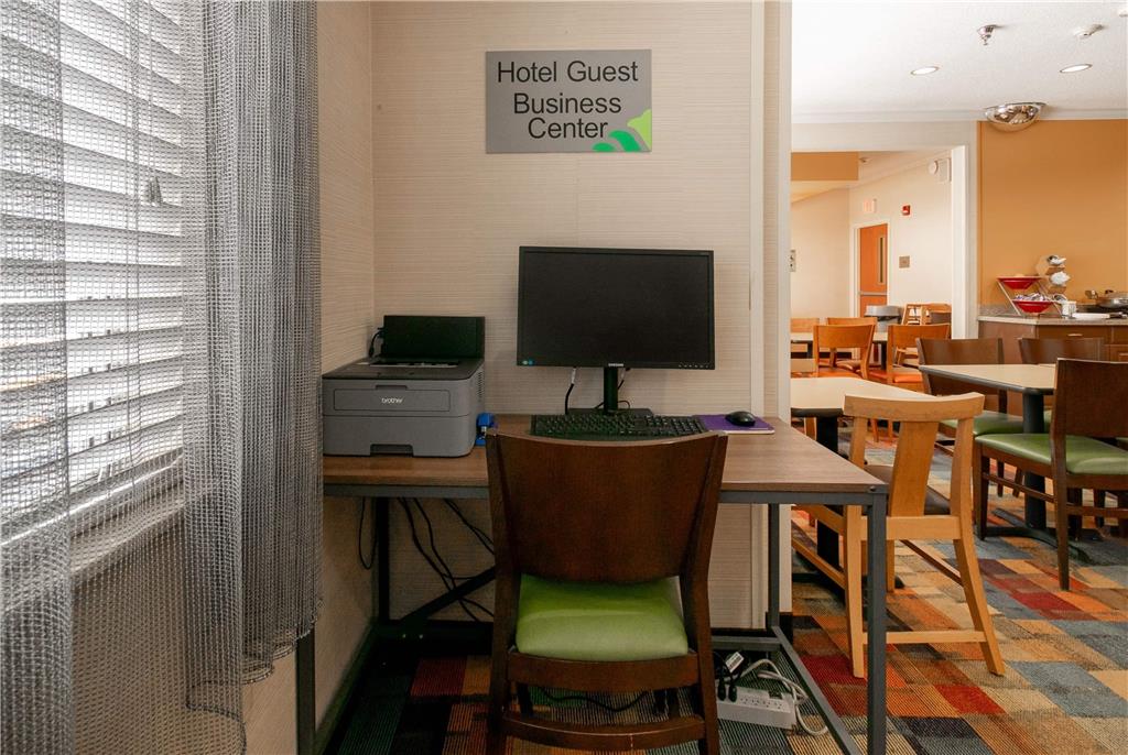 Wingate by Wyndham Great Falls - photo 20