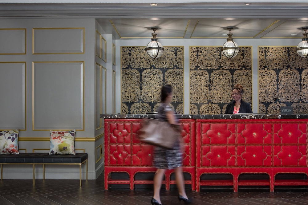 The Alexandrian Old Town Alexandria Autograph Collection - photo 4