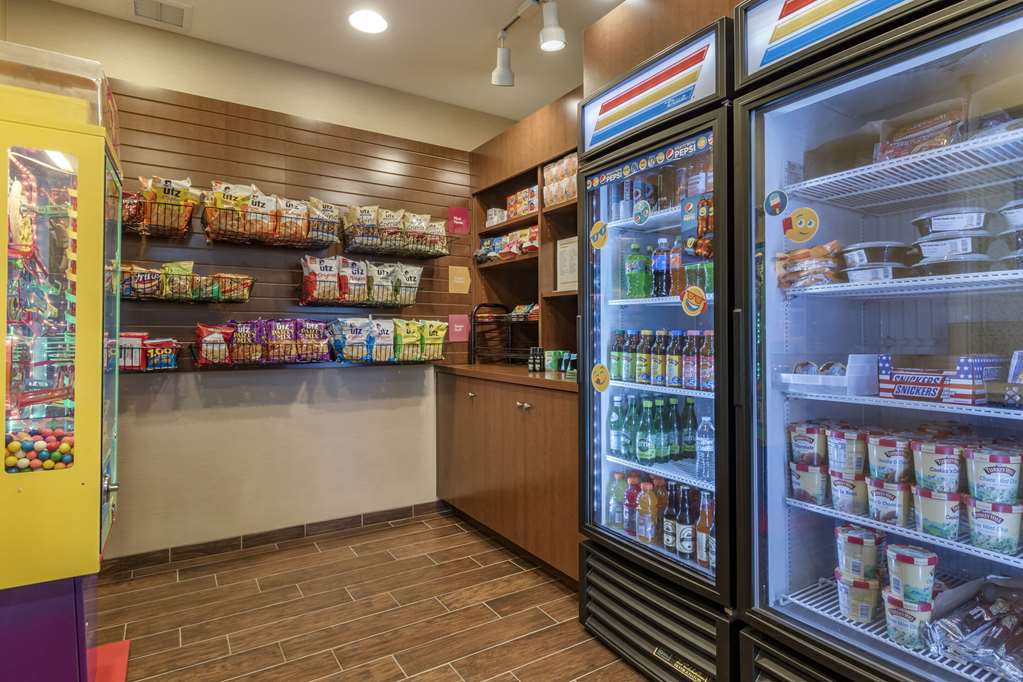 Comfort Suites Manheim Lancaster - photo 35