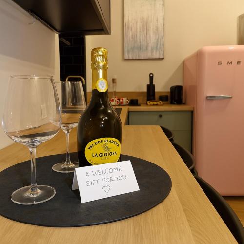 Eroma Navona Apartment — 4-Star Luxury Hotel in Rome, Italy