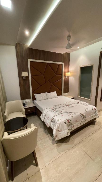 Hotel Sarovar Residency — Palghar