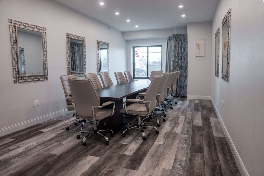 Hampton Inn & Suites Fairfield - photo 31