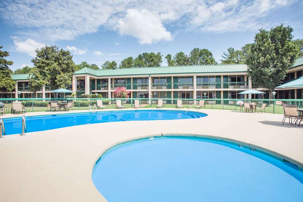 Ramada by Wyndham & Suites Warner Robins - photo 3