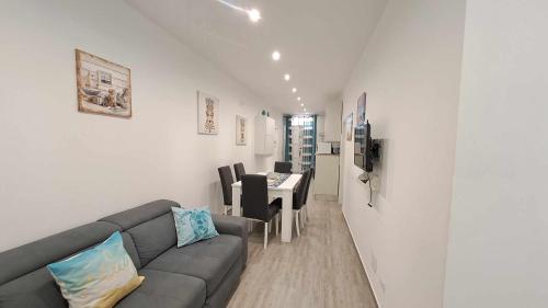 Casa Azzurra by Casa in mente — 4-Star Luxury Hotel in Cefalu, Italy