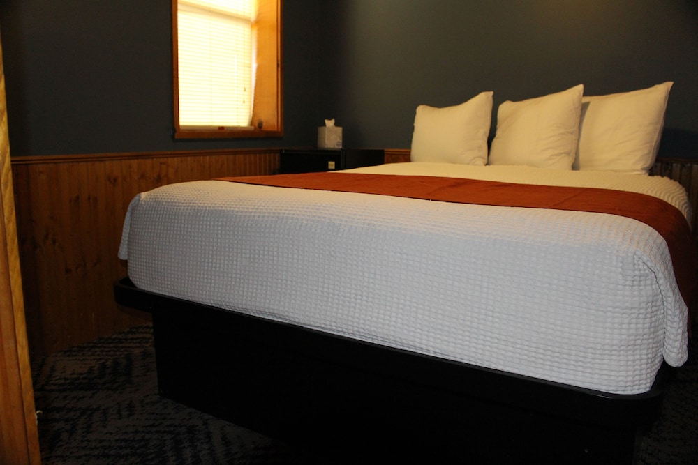 Canyon Lakeview Resort - photo 11