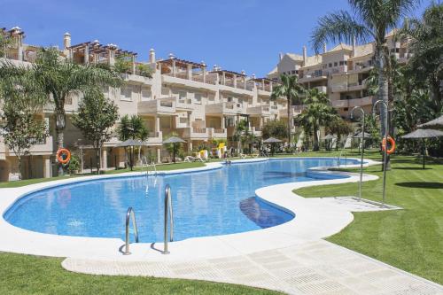 2247 Duplex 3 bedrooms with 2 terraces — 4-Star Luxury Hotel in Manilva, Spain