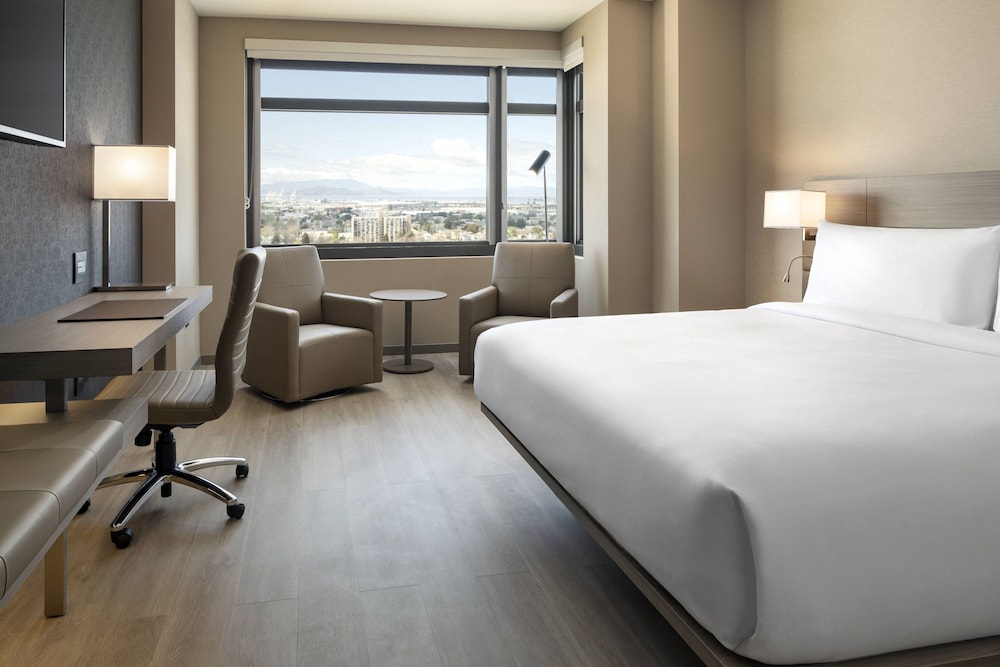 AC Hotel Oakland Downtown - photo 2