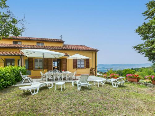 Apartment Bellavista 2 by Interhome — 4-Star Luxury Hotel in Castellina Marittima, Italy