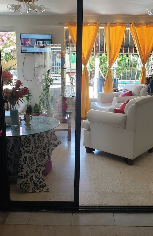 Alojamientos Fe — hotel in San Cristobal