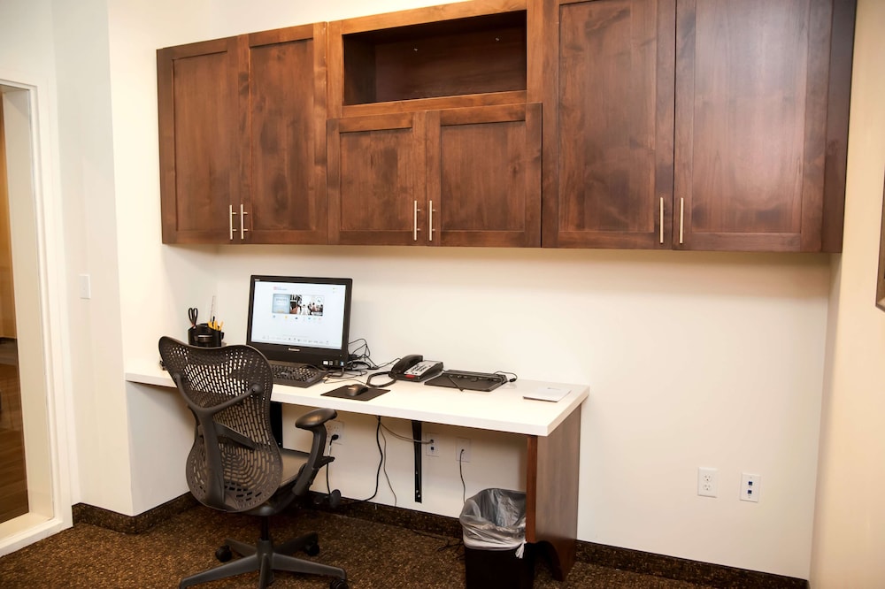 Hilton Garden Inn San Antonio Live Oak Conference Center - photo 65