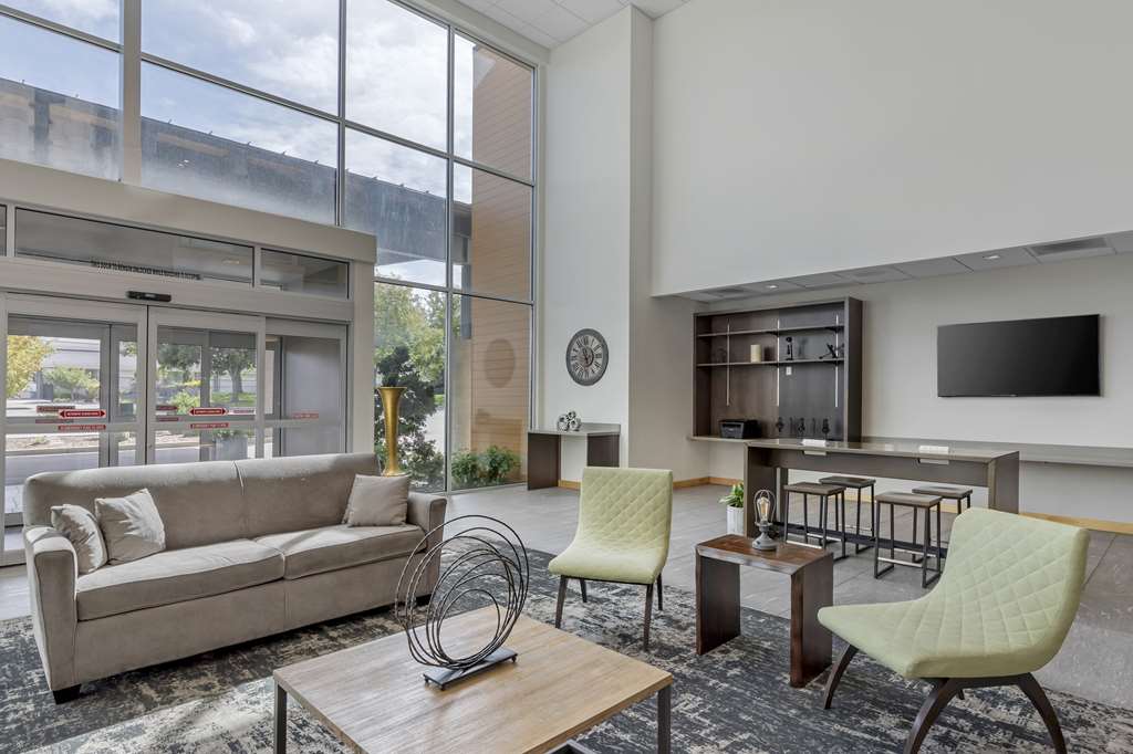 Best Western Plus Peppertree Nampa Civic Center Inn - photo 21