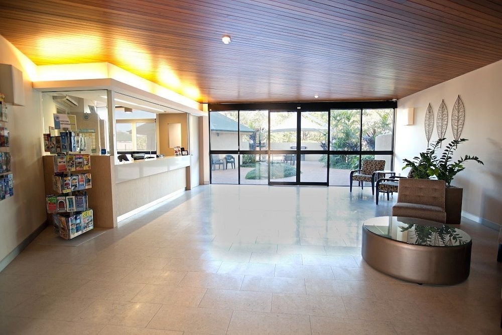 Kirribilli Riverfront Apartments — 4-Star Luxury Hotel in New Farm, Australia
