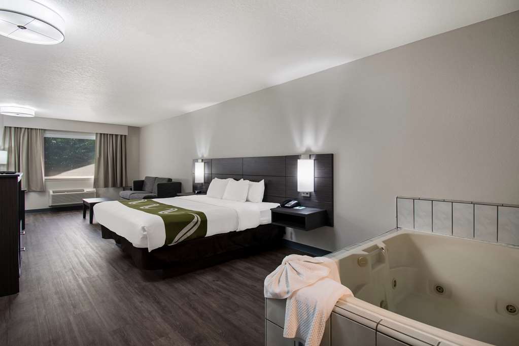 Quality Inn & Suites Wilsonville - photo 10