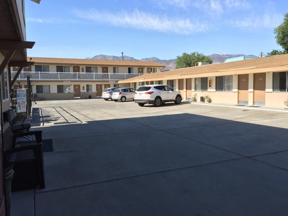 Americas Best Value Inn Bishop - photo 14