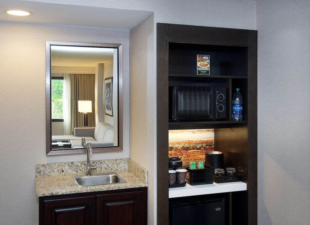 Embassy Suites by Hilton Portland Tigard - photo 34