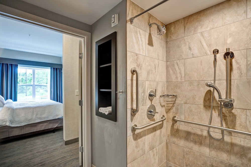 Residence Inn Hamilton - photo 13