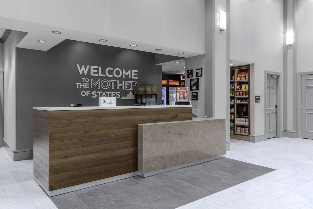 Hampton Inn & Suites Arlington Crystal City DCA - photo 8