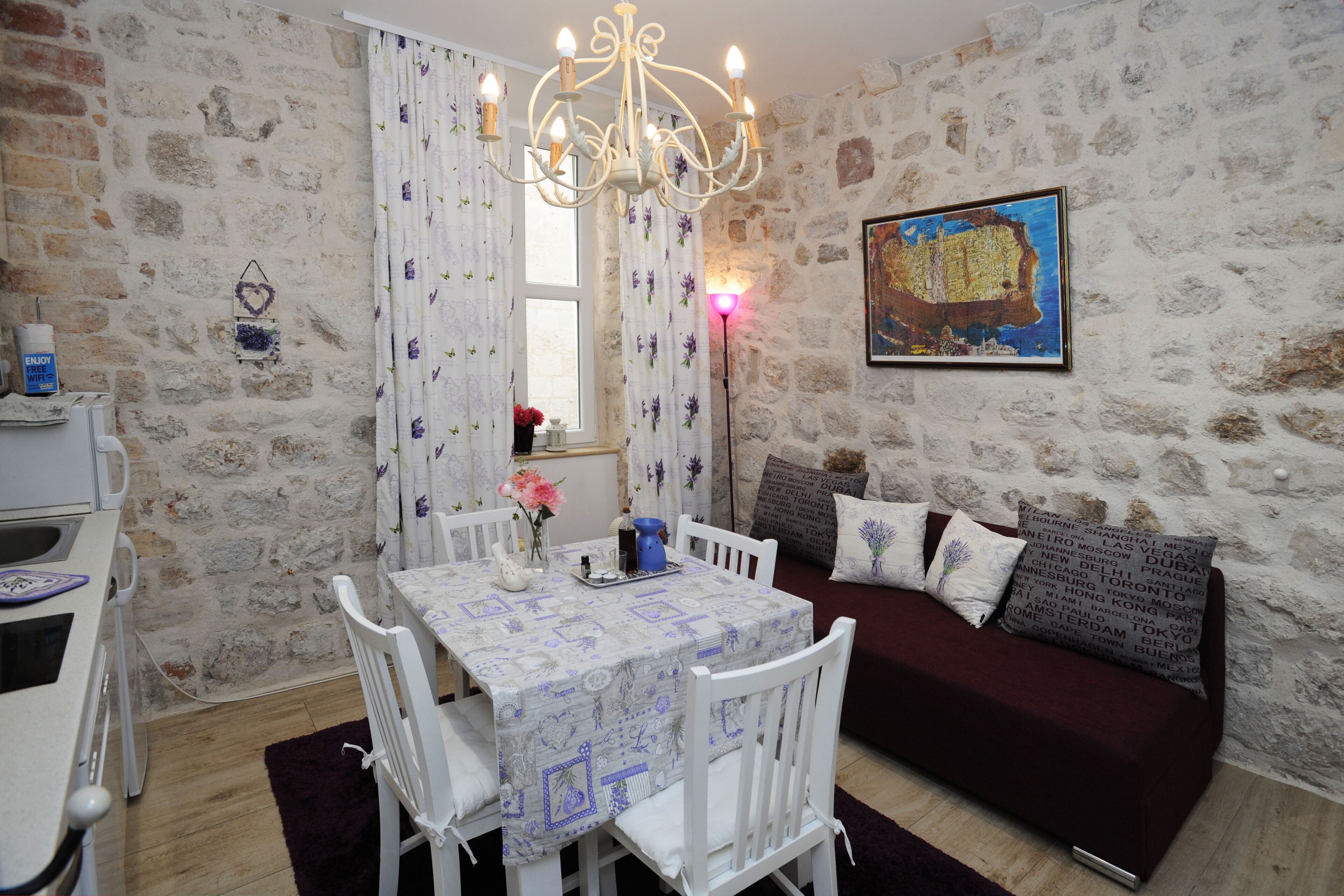 L & L Old Town Apartments One bedroom Apartment Lavander — 4-Star Luxury Hotel in Dubrovnik, Croatia
