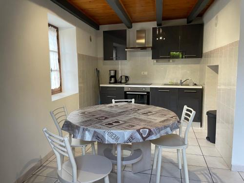 Chez Emile - last minute hotel in Unknown City