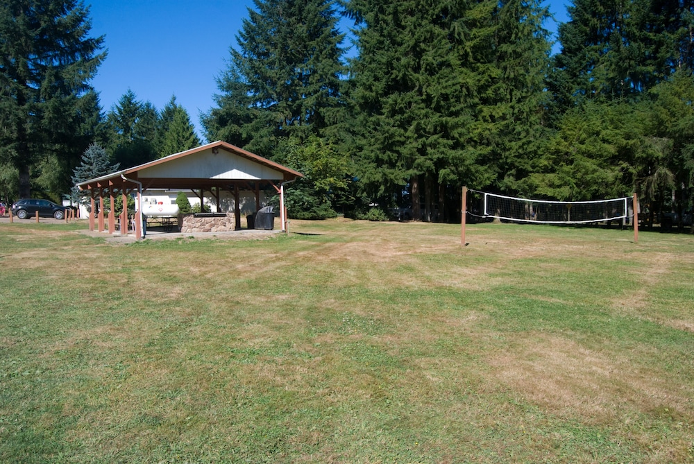 Thunderbird RV & Camping Resort - photo 22