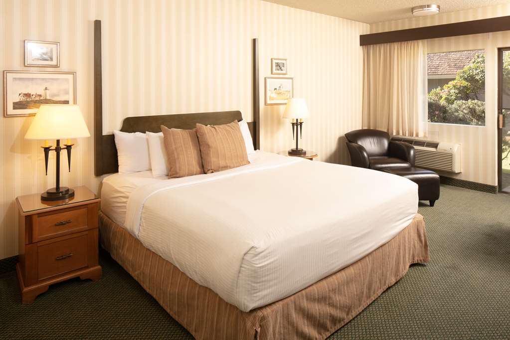 Red Lion Hotel Bellevue - photo 21