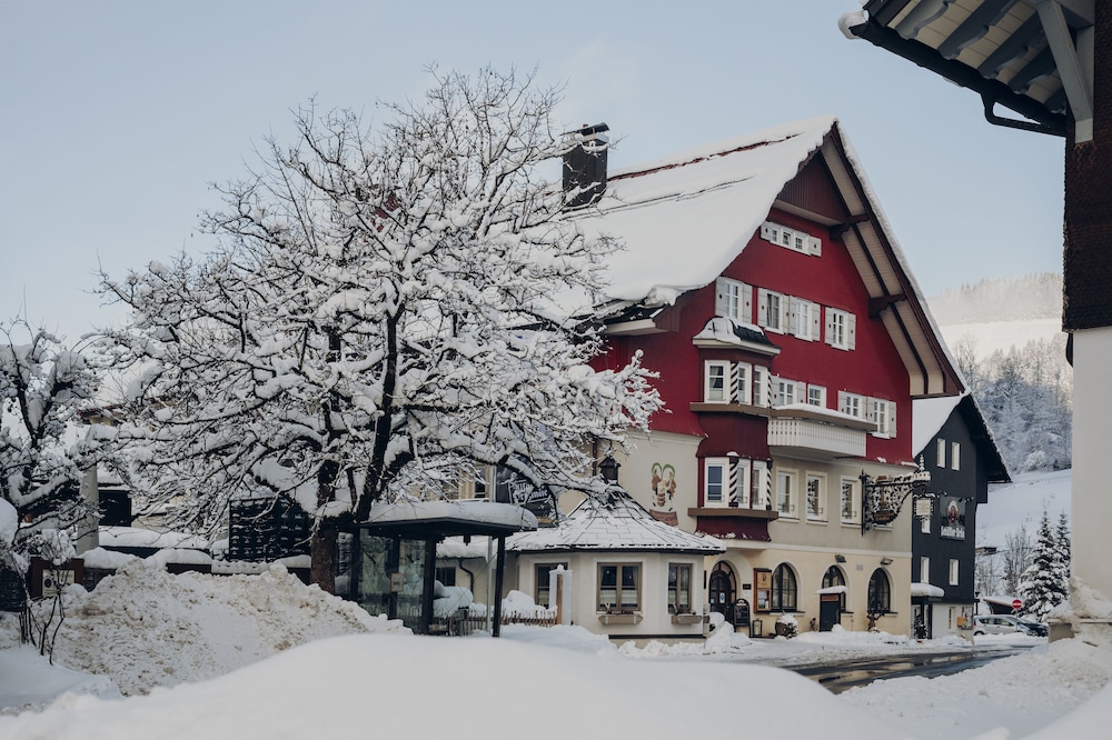 Brauereigasthof Schäffler — Aach — photo 2