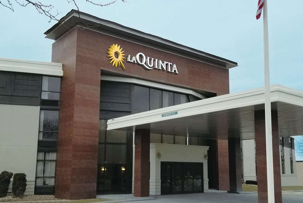 La Quinta Inn & Suites by Wyndham Boston Andover - photo 4