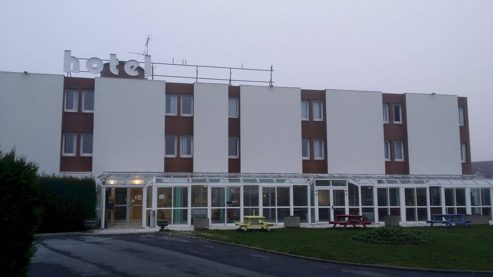 HotelN - carbon neutral hotel in Caudry