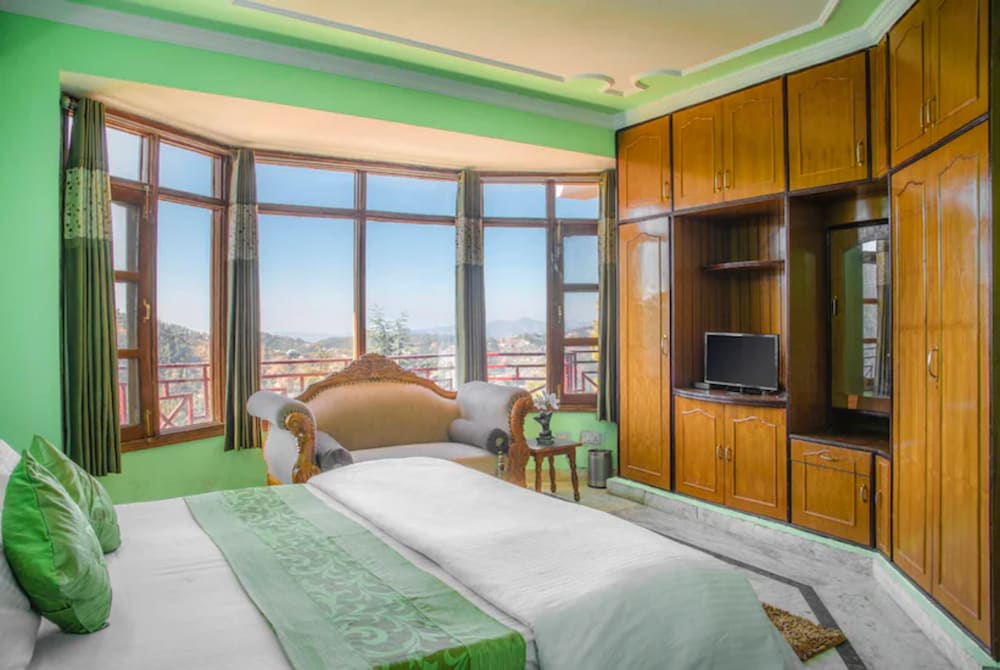 Goroomgo Shimla Nature Ville in Shimla, India