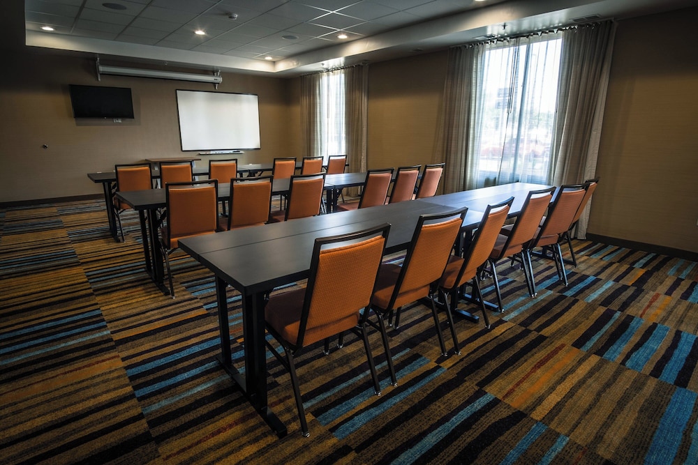 Fairfield Inn & Suites Wisconsin Dells - photo 19