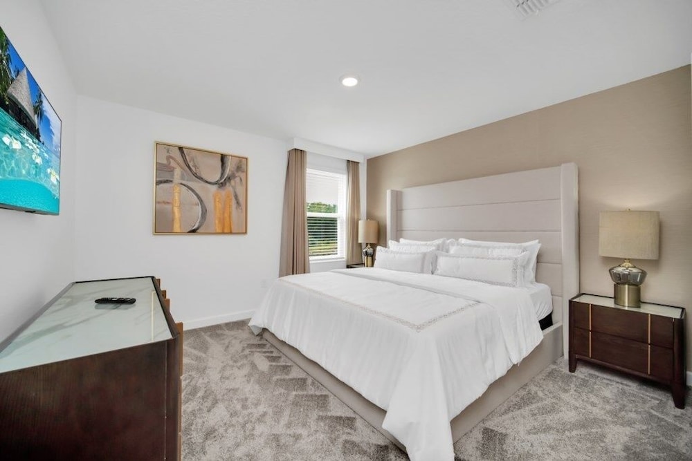 9 Bed Pool Home Storey Lake Resort 9 Bedroom Home by RedAwning - photo 17