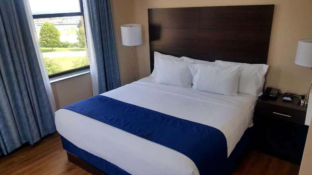 Ariel Broadway Hotel - photo 3