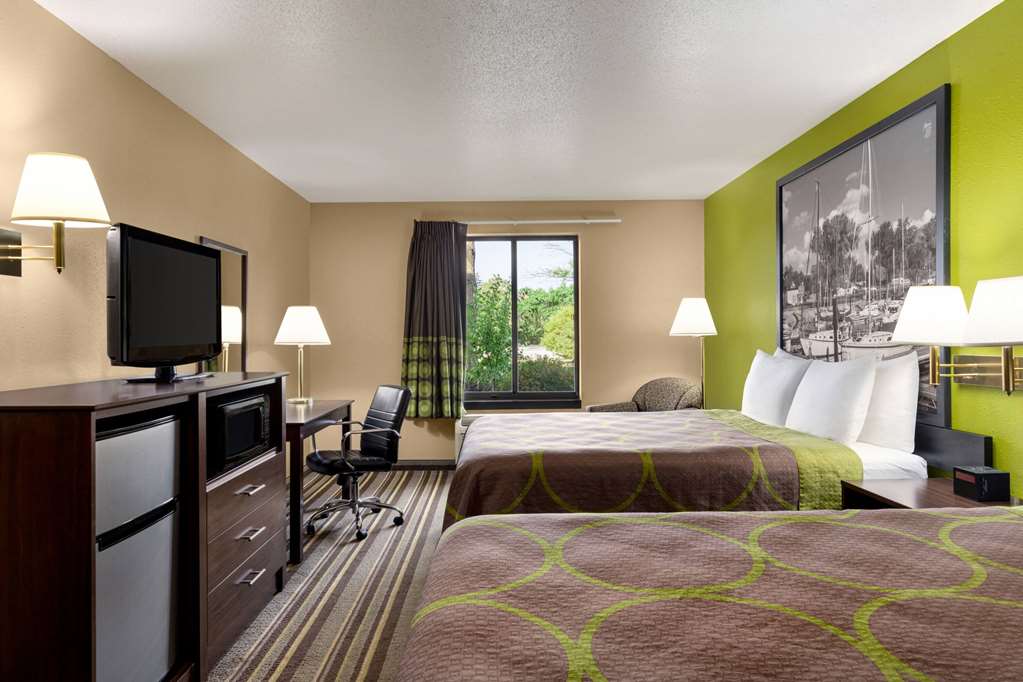 Super 8 by Wyndham Germantown Milwaukee - photo 20